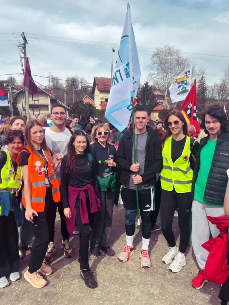МИЛЕНА МИЛИСАВЉЕВИЋ - ПОРОДИЦА ЈЕ ЉУБАВ НАД ЉУБАВИМА Studentski marš